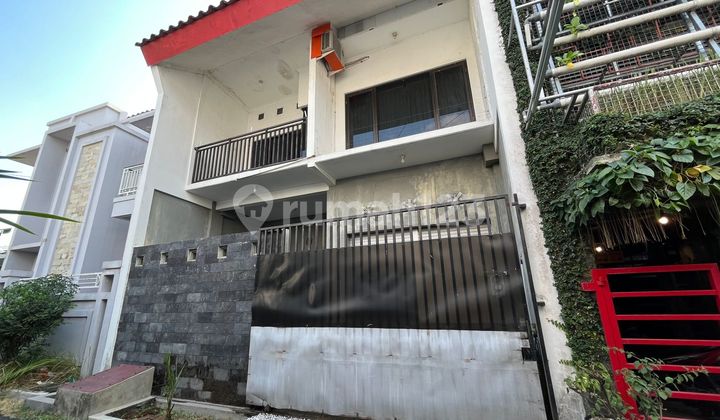 Rumah 3 lantai area kampus UMS karangasem Laweyan Solo 2