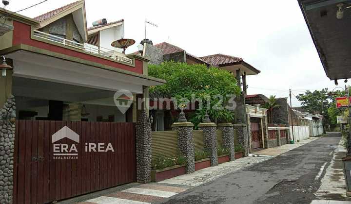 Rumah mewah area Jl. Joko Tingkir Laweyan Solo 