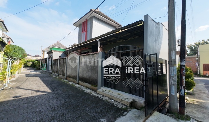 Rumah luas di Gentan lebar 20 m area luwes Gentan Solo Rumah luas di Gentan lebar 20 m area luwes Gentan Solo