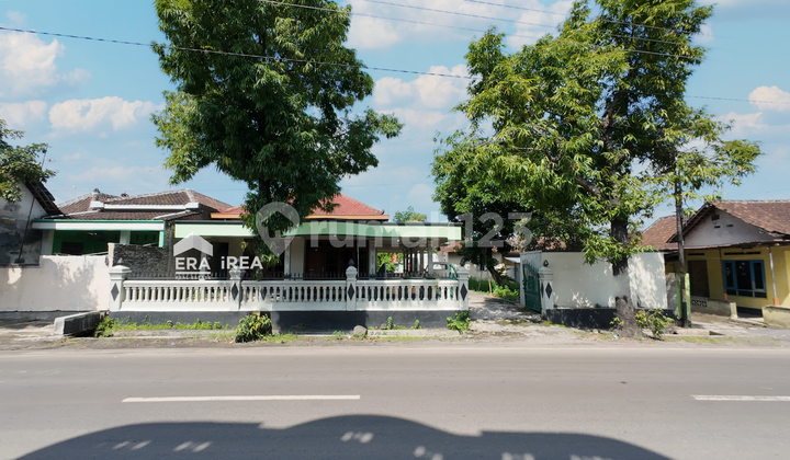 Rumah murah di Krecek Delanggu Klaten cocok untuk gudang akses kontaner Rumah murah di Krecek Delanggu Klaten cocok untuk gudang akses kontaner