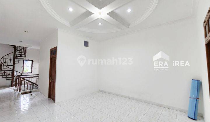 Sewa ruko murah 3 lantai di Kratonan Serengan Solo area pasar klewer 2