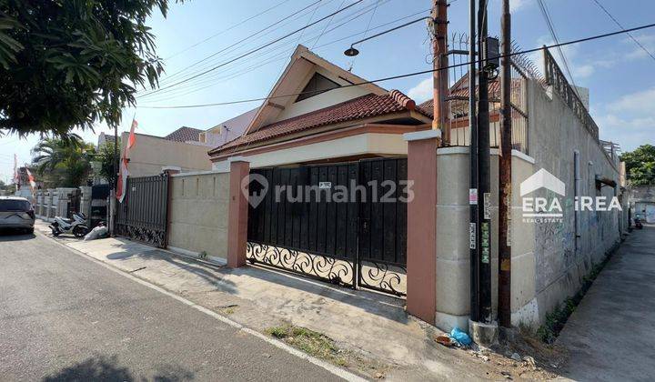 Dijual Rumah Hoek di Kratonan Serengan Solo Dekat Pasar Kembang 1