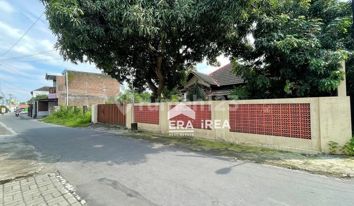 House for Sale Near Alun-Alun Pengging Boyolali 1