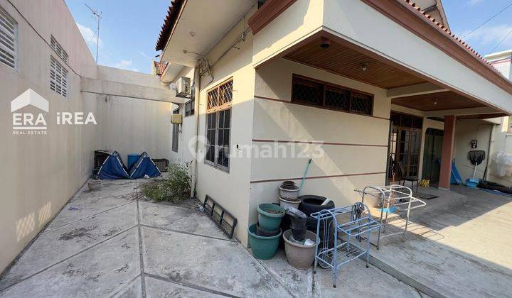 Dijual Rumah Hoek di Kratonan Serengan Solo Dekat Pasar Kembang 2