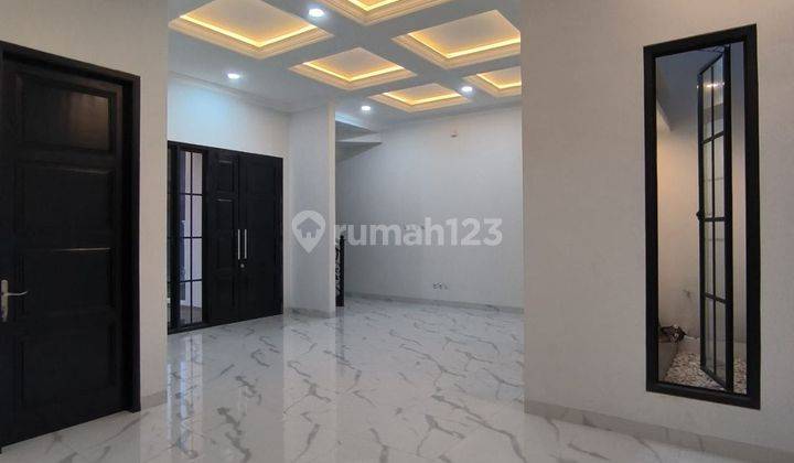 Dijual Rumah Baru Ada Rooftop di Cluster Kebagusan Jakarta Selatan 2