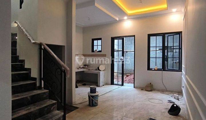 Dijual Murah Rumah American Classic di Jagakarsa Jakarta Selatan 2