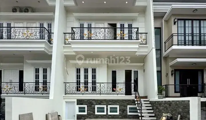 Dijual Murah Rumah Townhouse di Cilandak KKO Jakarta Selatan
 2