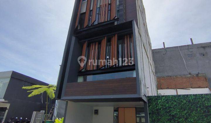 Dijual Rumah Private Pool Rooftop di Mampang Jakarta Selatan 2