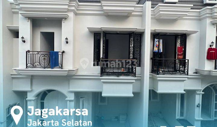 Rumah American Classic Di Jagakarsa Cilandak Jakarta Selatan 2