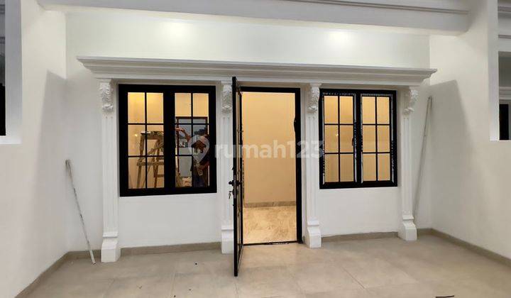 Dijual Rumah American Classic Rooftop di Jagakarsa Jakarta 2