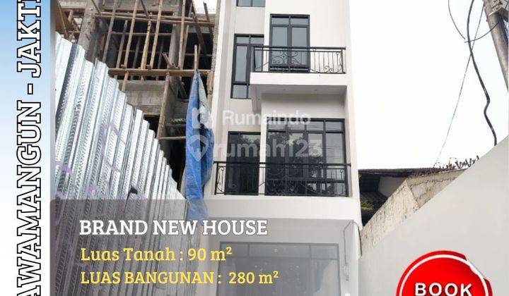 Disewakan Ruko Rooftop Ada Lift di Rawamangun Jakarta Timur
 1