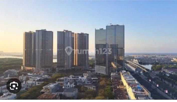 OFFICE GOLD COAST
Tower Eiffel
Luas 109 m² View Bagus 2