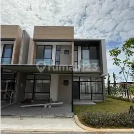 Rumah Villa Pasir Putih Minimalis Modern Pantai Indah Kapuk 8x20