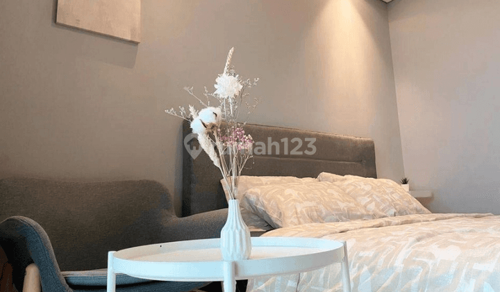 Apartemen Gold Coast Furnish View Laut Bagus 28m 1