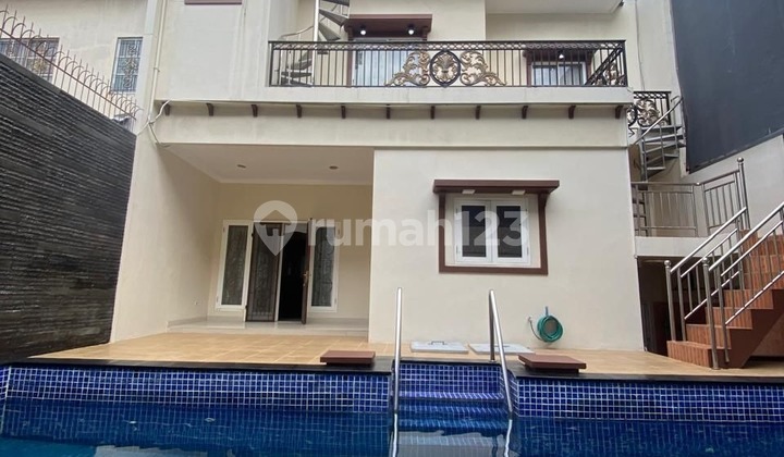 Luxury Furnished Ready-to-Occupy House with Pool Pantai Indah Kapuk 10x25