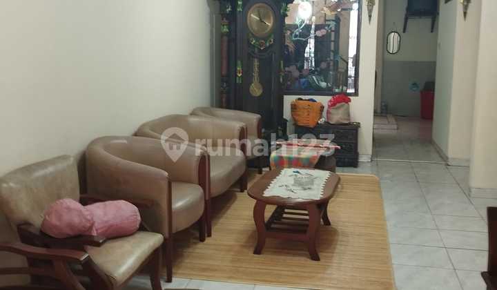 Dijual Rumah 2 Lantai 2 Carport di Kelapa Gading Jakarta Utara