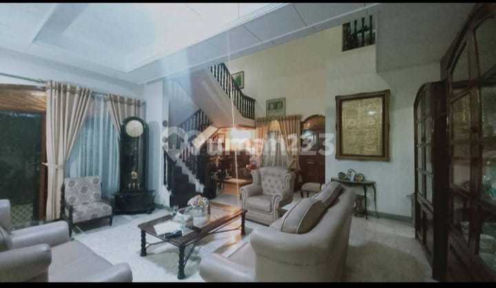 For Sale 2-Story Corner House Semi-Furnished in Pulo Asem, East Jakarta 2