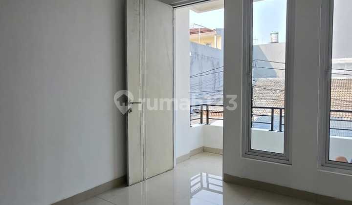 Dijual Rumah 2 Lantai Siap Huni di Kelapa Gading Jakarta Utara