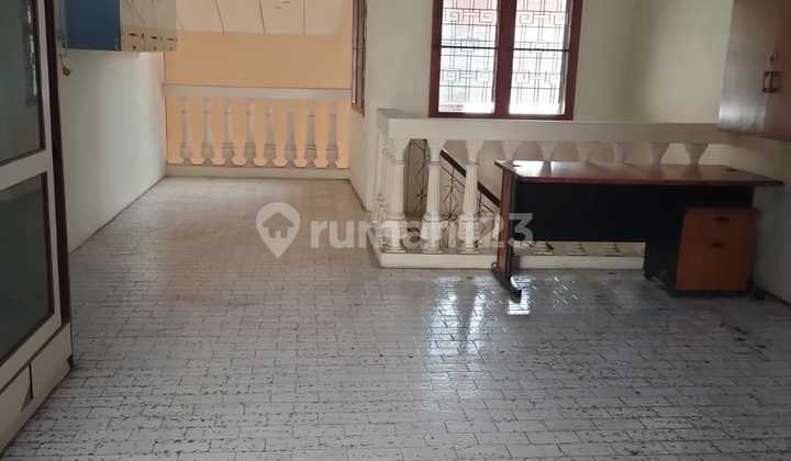 Dijual Rumah Murah 300m2 SHM di Sawah Besar Jakpus