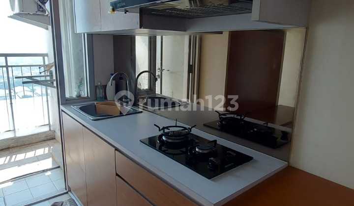 Dijual Apartemen Green Lake Sunter 2Kt Semi Furnished Dijual Apartemen Green Lake Sunter 2Kt Semi Furnished