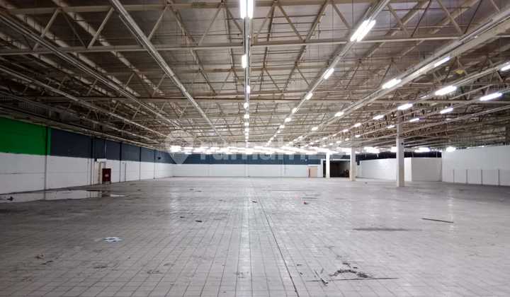 Warehouse for Rent in Cakung, Area 4700, Container Accessible Warehouse for Rent in Cakung, Area 4700, Container Accessible