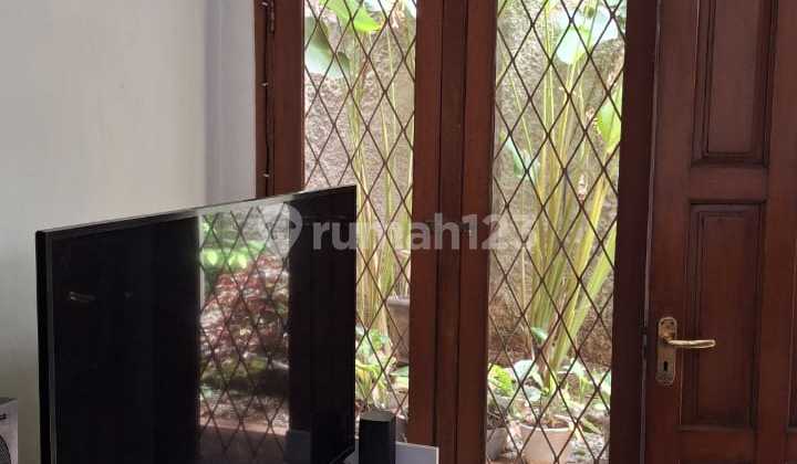 Dijual Rumah 2 Lantai Halaman Luas di Tanah Kusir Jakarta Selatan 2