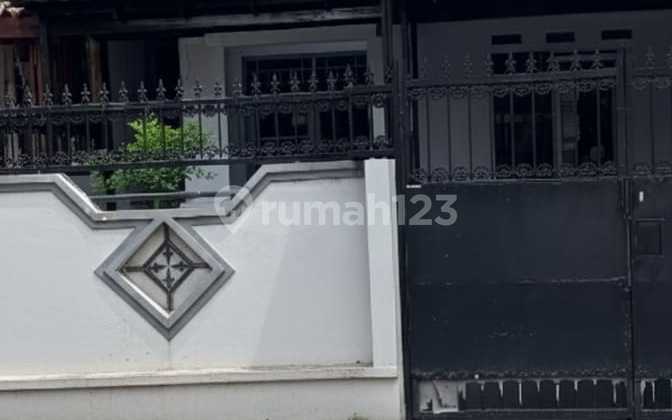 Dijual Rumah 1,5 Lantai Non Cluster di Metland Menteng Cakung Dijual Rumah 1,5 Lantai Non Cluster di Metland Menteng Cakung