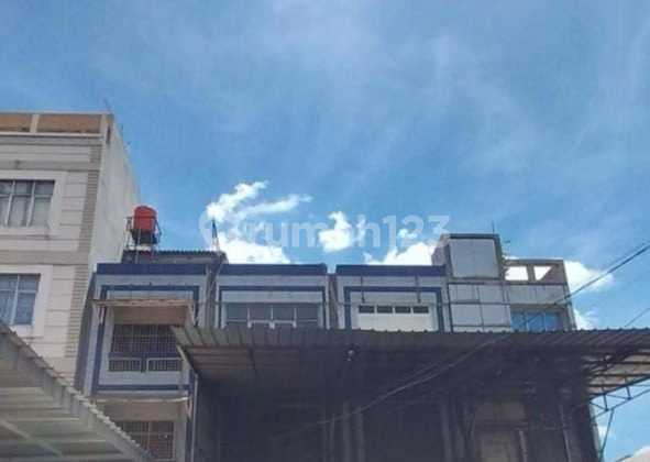 Dijual Ruko Gandeng 3 Lantai SHM di Cempaka Putih Dijual Ruko Gandeng 3 Lantai SHM di Cempaka Putih