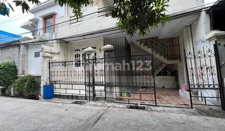 Dijual Rumah Kost 3 Lantai di Kelapa Gading Jakarta Utara
