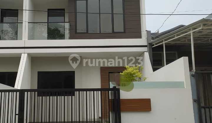 For Sale Semi-Furnished Move-In Ready House in Kelapa Gading For Sale Semi-Furnished Move-In Ready House in Kelapa Gading