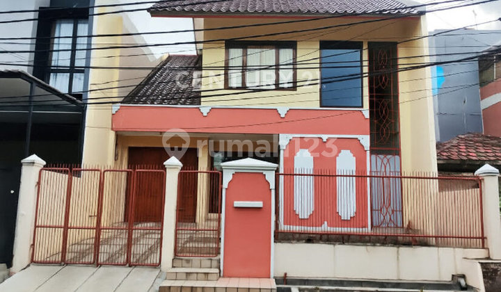 Dijual Rumah Luas 2 Lantai di Kelapa Gading Jakarta Utara Dijual Rumah Luas 2 Lantai di Kelapa Gading Jakarta Utara
