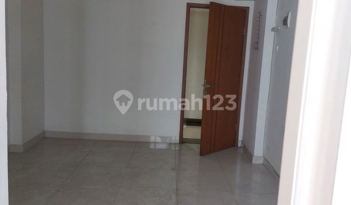 For Quick Rent, Empty Studio with AC in G Tower, New Building.