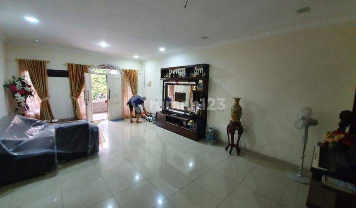 Disewakan Rumah Di Green Mansion Daanmogot  10