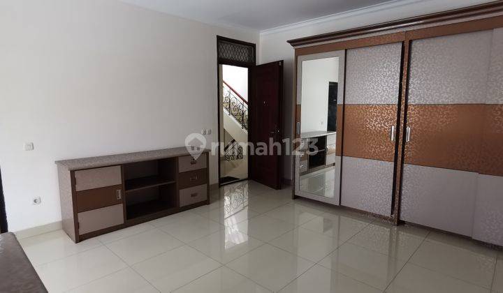 Disewakan Rumah di Green Mansion 9.5x15. 7