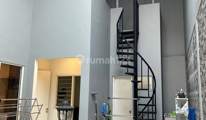 Dijual Rumah di Starling alam sutera 2 Lantai Bagus 2