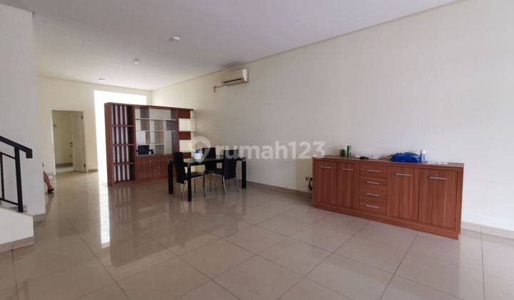 Disewakan Rumah di Green mansion rapi siap huni 1