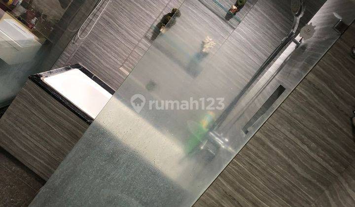 Dijual Cepat Apartemen St. Moritz - Royal Suite Furnished view City 2