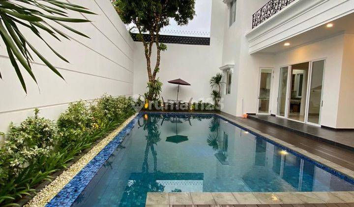 Dijual  American Clasic White House 2½ Lt Di Pondok Indah 2