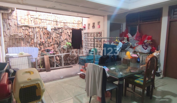 Rumah Tanjung Duren Strategis Hitung Tanah Jakarta Barat