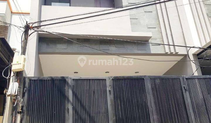 Rumah Taman Ratu Bangunan Baru Ukuran 5x20 Jakarta Barat 1