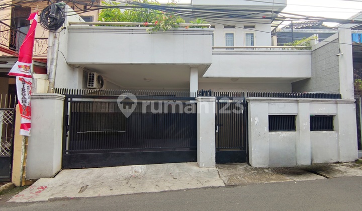 Rumah Kemanggisan Dekat Kampus Binus Palmerah Jakarta Barat