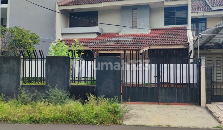 Rumah Taman Kedoya Baru Dalam Komplek Jalan Lega Jakarta Barat