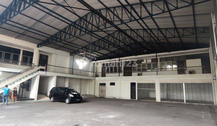 Gedung Eks Dealer Posisi Hook Suryopranoto Harmoni Jakarta Pusat 1