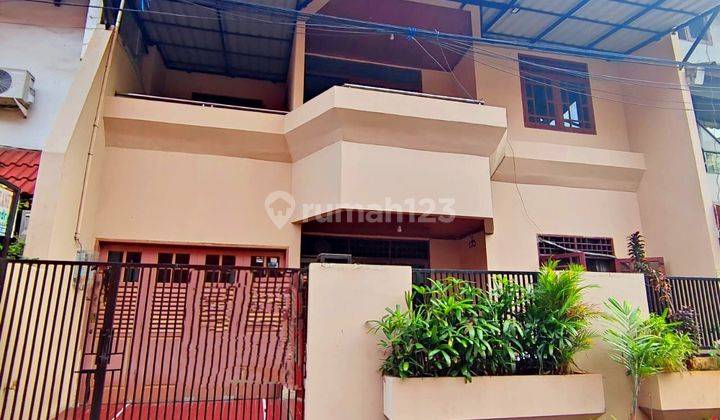 Rumah Tomang Bangunan 2 Lantai Ukuran 9,5x15 Jakarta Barat 1