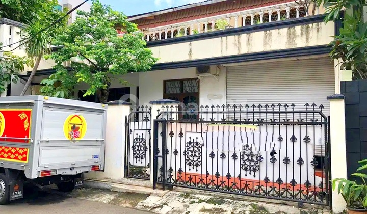 Rumah Kemanggisan Dalam Lingkungan Komplek Jakarta Barat