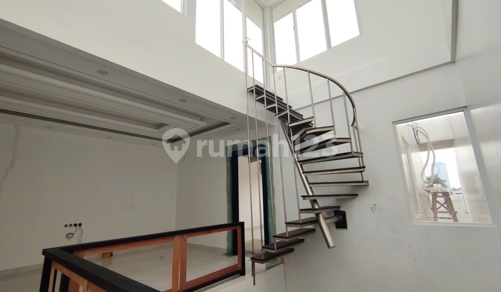 Puri Indah House Size 7.5x30 Furnished Kembangan West Jakarta 2