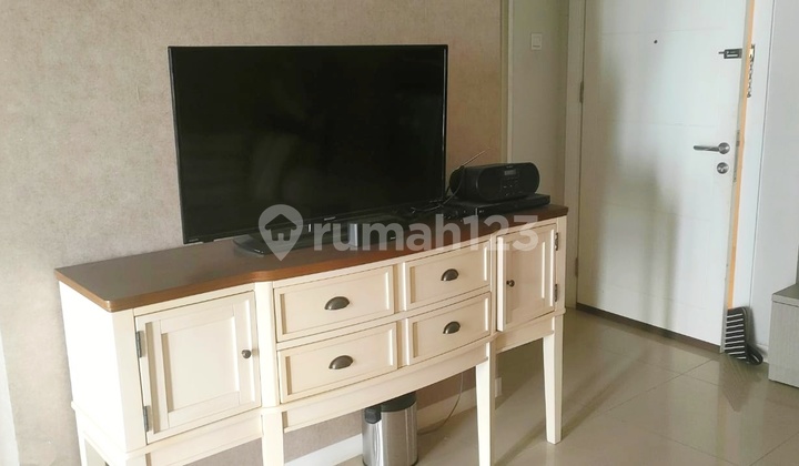 Apartemen Metro Park Residence 2BR View Pool Kedoya Jakarta Barat