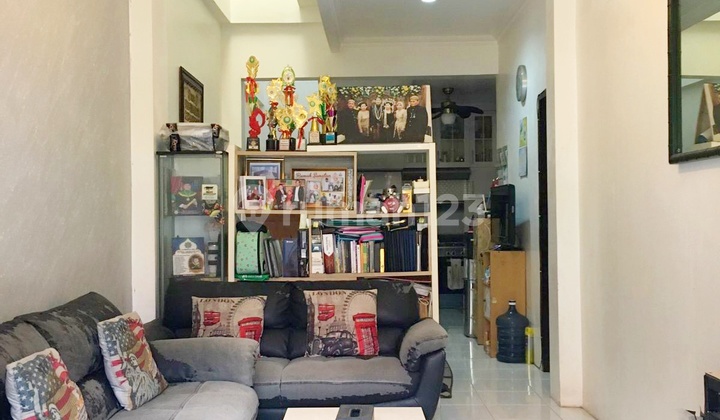 Rumah Taman Aries Dalam Komplek Rapih Terawat Jakarta Barat 2
