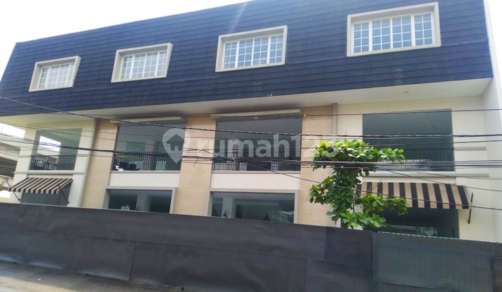 Gedung Cipinang Strategis Kalimalang Jakarta Timur