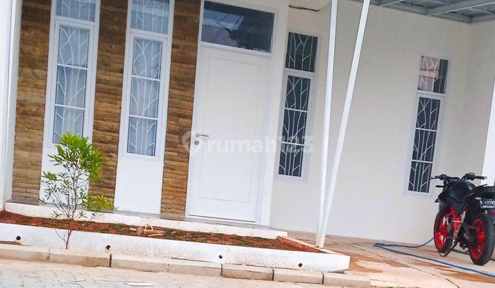 Rumah Bagus Sekali Unfurnished di Jl  Raya Parung Bogor   2